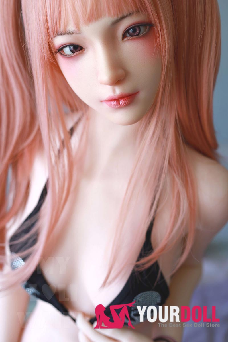 BONECA YUMI